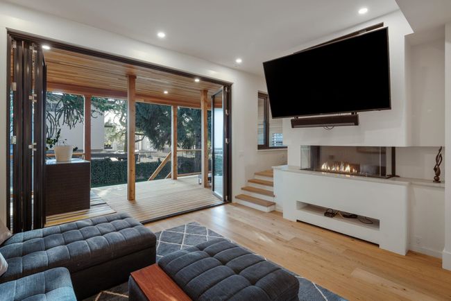 614 4th Ave, House other with 7 bedrooms, 4 bathrooms and 3 parking in New Westminster BC | Image 9
