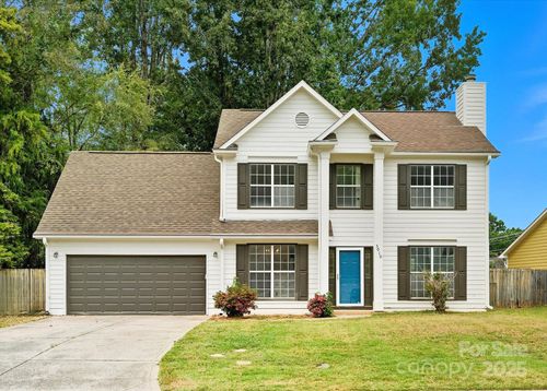 5010 Poplar Glen Dr, Matthews, NC, 28104-6991 | Card Image