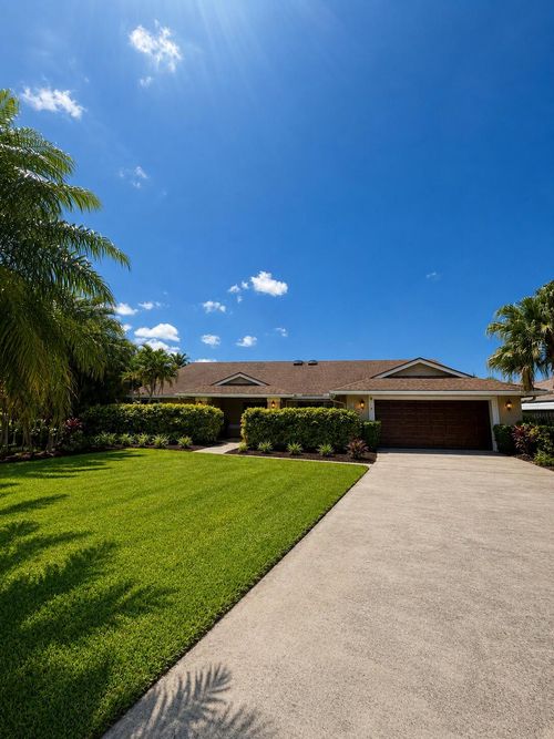 1773 Wiltshire Village Dr, Wellington, FL, 33414-8977 | Card Image