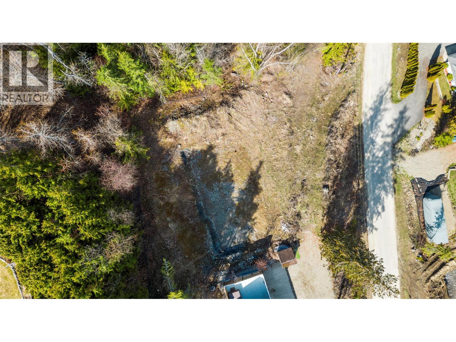 Land in Blind Bay 5