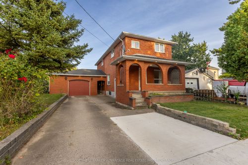 110 Garner Ave, Welland, ON, L3B2X9 | Card Image