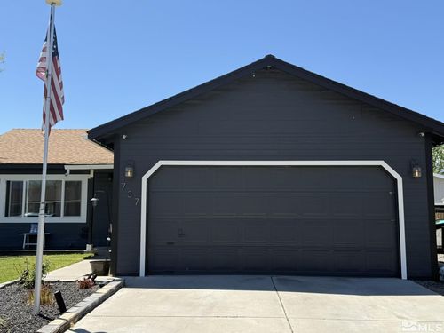 737 Hornet Drive, Gardnerville, NV, 89460 | Card Image