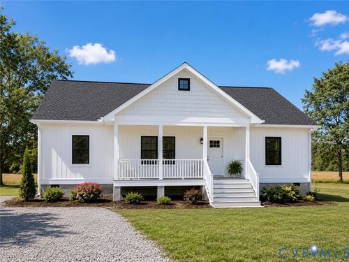 73 Stoneham St, Saluda, VA, 23149-2526 | Card Image