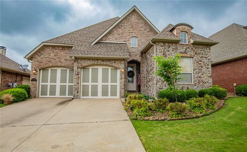 6533 W Valley View Rd, Rogers, AR, 72758-8204 | Card Image