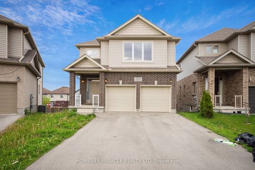 2823 Asima Dr, London, ON, N6M0G1 | Card Image