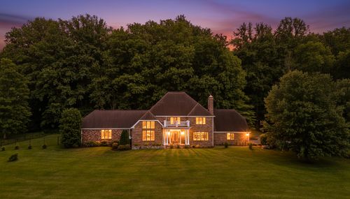 137 Indian Cave Subdivision, Monticello, KY, 42633-8301 | Card Image