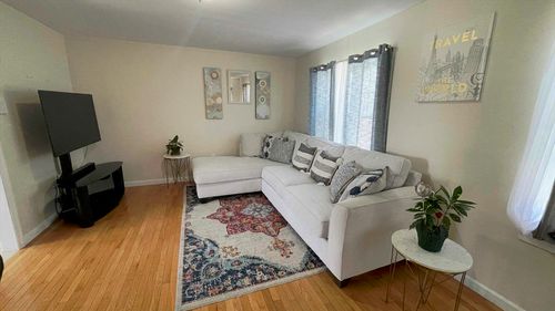 116-116 Locust St, Haverhill, MA, 01830-5663 | Card Image