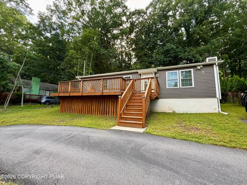 15 Gail Dr, White Haven, PA, 18661-2856 | Card Image