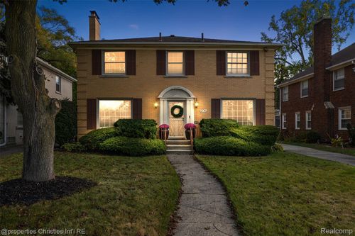 4795 W West Outer Drive, Detroit, MI, 48221 | Card Image