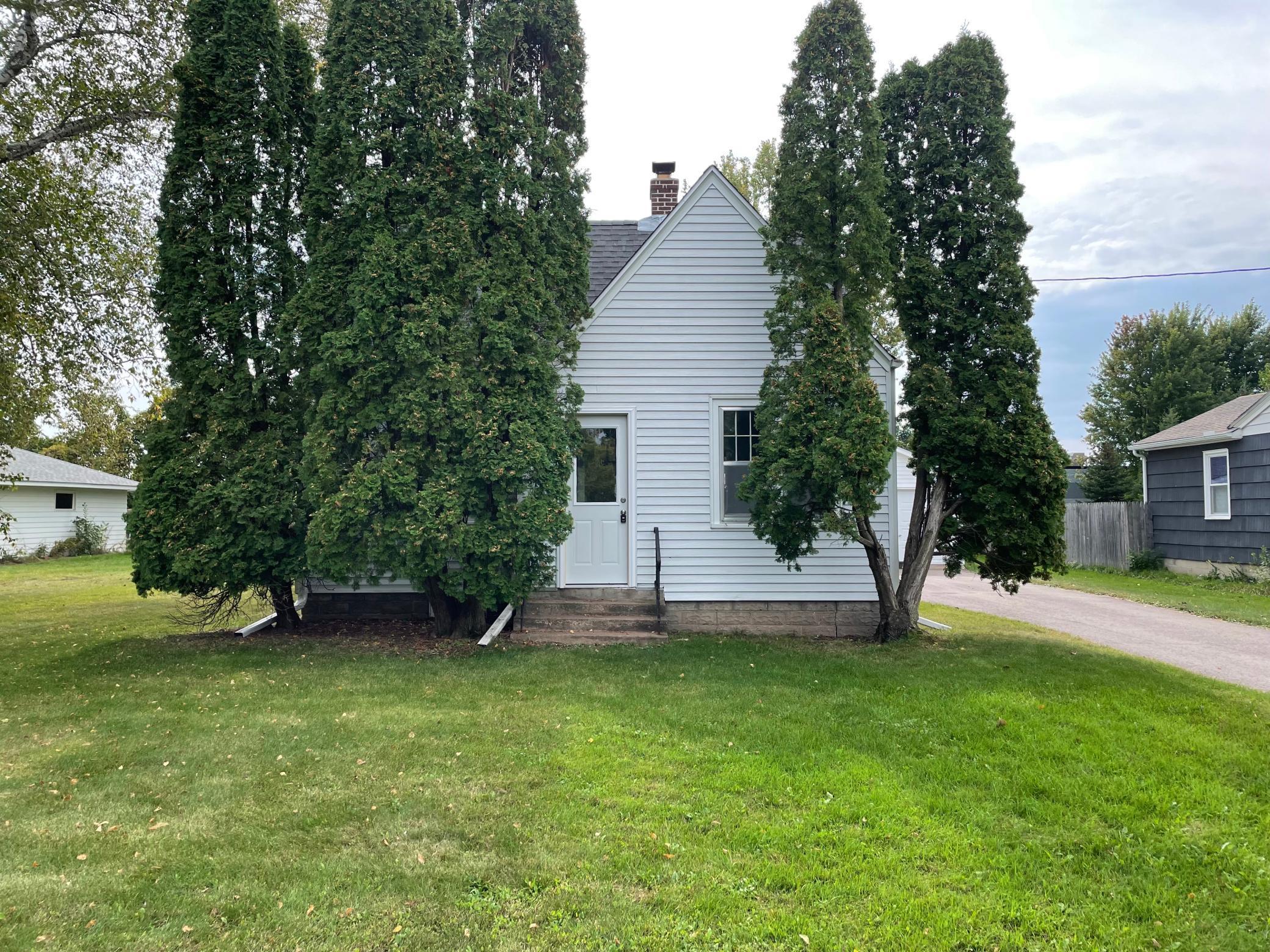 4th Ave, Cambridge, MN 55008