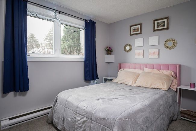 28 Dyer Dr, House attached with 4 bedrooms, 2 bathrooms and 4 parking in Wasaga Beach ON | Image 21