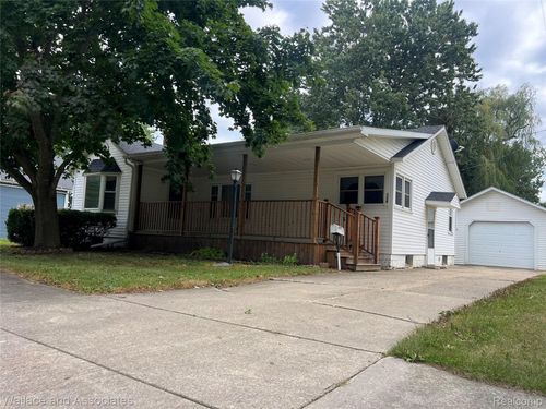 138 Truman St, Sandusky, MI, 48471-1350 | Card Image