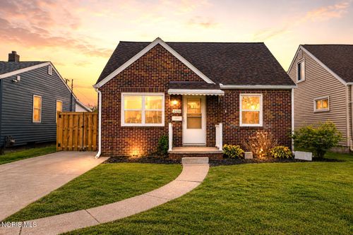 2606 102nd St, Toledo, OH, 43611-2010 | Card Image