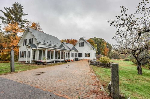 63 Wire Road, Merrimack, NH, 03054 | Card Image