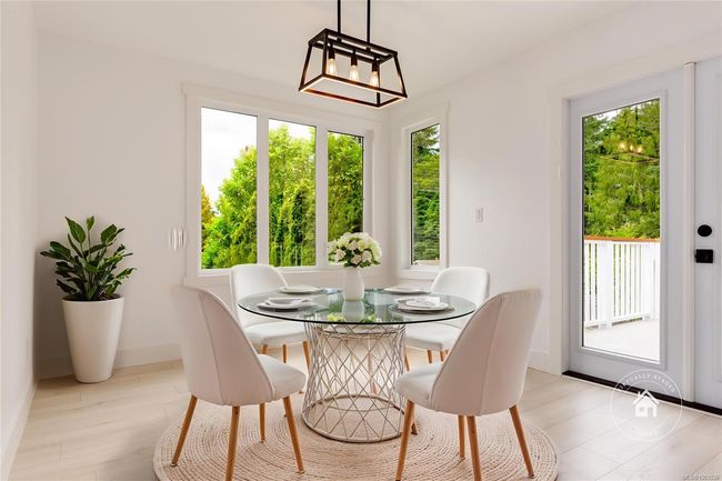 Virtually Staged Breakfast Nook off Kitchen | Image 7