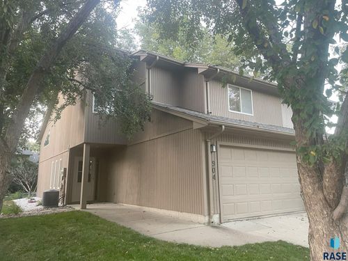 904 E Jane Ln, Sioux Falls, SD, 57108-4677 | Card Image