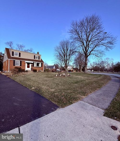 106 Bonnet Ln, HATBORO, PA, 19040-4521 | Card Image