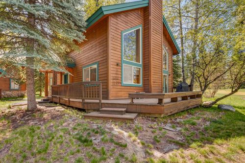 933 Cottage Ct, Mccall, ID, 83638-4815 | Card Image