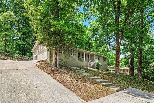 3642 Rainbow Cir, Snellville, GA, 30039-2888 | Card Image