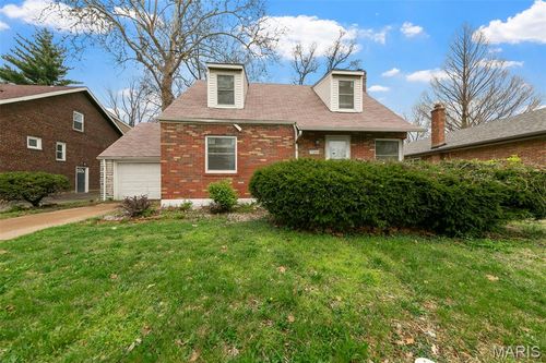7245 Saint Andrews Place, Normandy, MO, 63121 | Card Image
