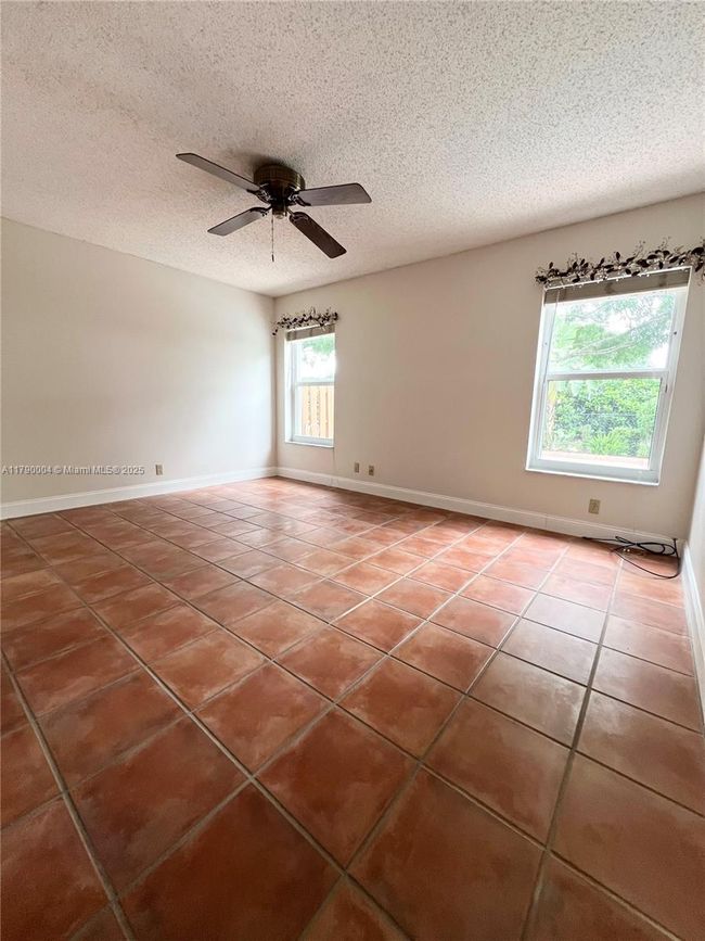 9271 Arborwood Cir, House other with 2 bedrooms, 2 bathrooms and null parking in Davie FL | Image 26
