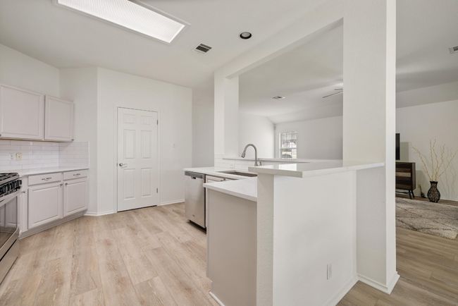 1643 Abbey Ln, House other with 3 bedrooms, 2 bathrooms and 6 parking in Cedar Park TX | Image 8