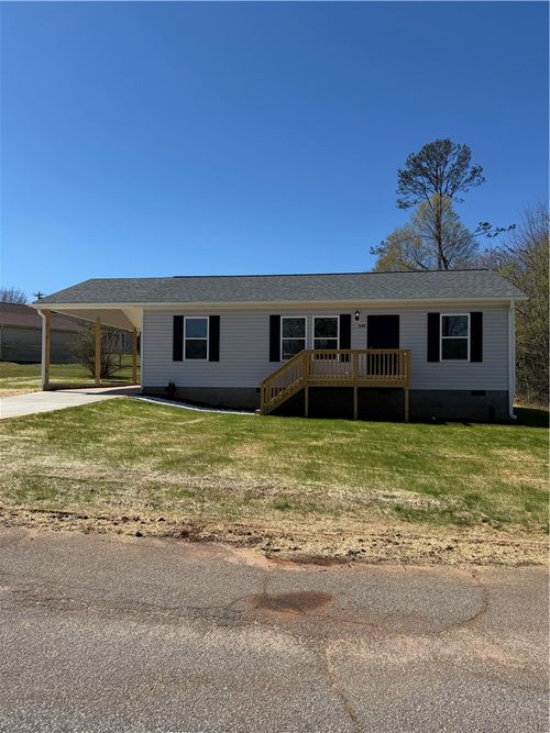 540 E South 5th Street, Seneca, SC, 29678 | Card Image