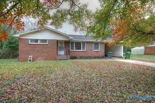 1607 Club View Dr Nw, Huntsville, AL, 35816-1523 | Card Image