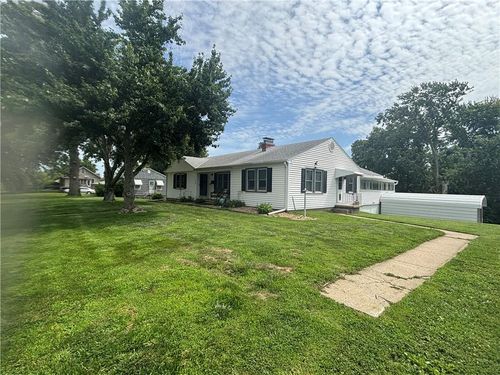 1309 S 35th St, Saint Joseph, MO, 64507-2039 | Card Image