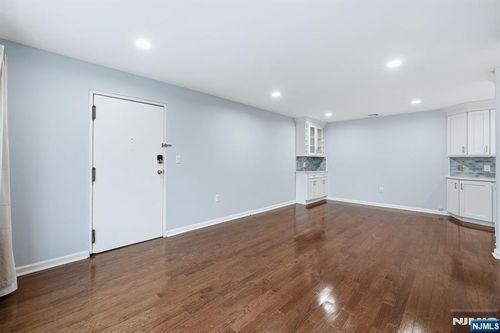 253 Park Ave, Rutherford, NJ, 07070-2356 | Card Image