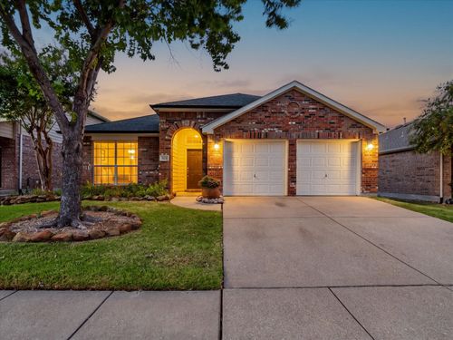 321 Magnolia Dr, Fate, TX, 75087-6713 | Card Image