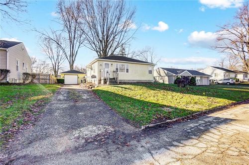 94 Elmwood Avenue, Troy, OH, 45373 | Card Image