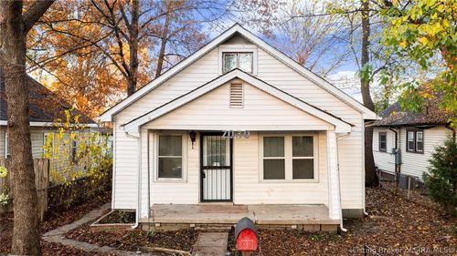 2030 Mcdonald Ave, New Albany, IN, 47150-3745 | Card Image