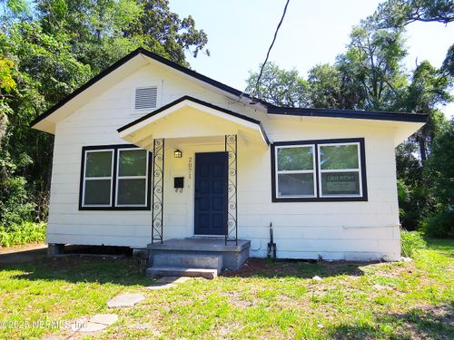 2071 Southampton Rd, JACKSONVILLE, FL, 32207-8733 | Card Image