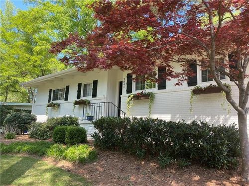 2841 Cravenridge Dr Ne, Brookhaven, GA, 30319-2921 | Card Image