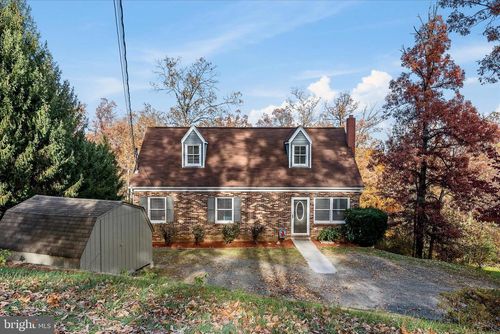 66 Highland Park Ln, FRONT ROYAL, VA, 22630-8120 | Card Image