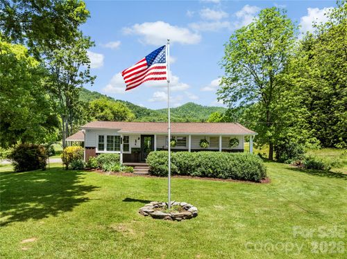 514 Roy Forrester Rd, Mars Hill, NC, 28754-6511 | Card Image