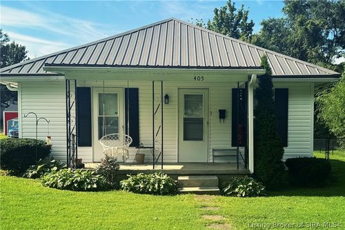 405 Arthur St, Salem, IN, 47167-1101 | Card Image