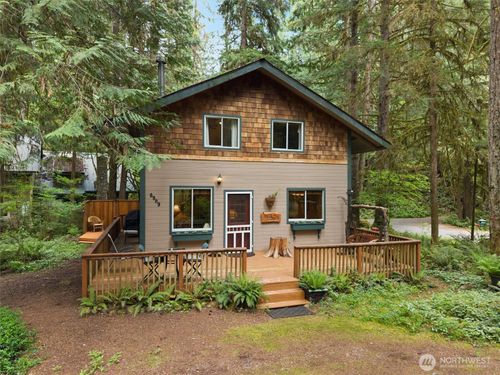 6989 Snoqualmie Pl, Deming, WA, 98244 | Card Image