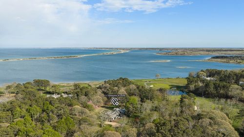 15 Tamarack Ln, Oak Bluffs, MA, 02557-7258 | Card Image