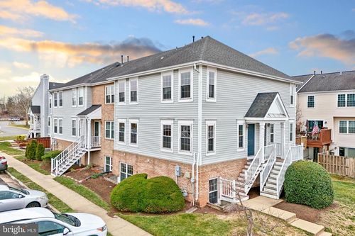 7989 Copperfield Way, MANASSAS, VA, 20109-7792 | Card Image