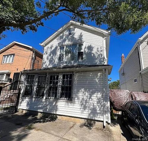 106-11 Remington St, Jamaica, NY, 11435-5227 | Card Image