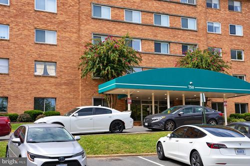 103-750 S Dickerson St, ARLINGTON, VA, 22204-2937 | Card Image