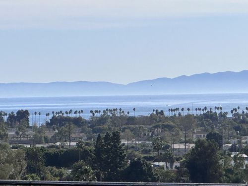 1252 De La Guerra Rd, Santa Barbara, CA, 93103-2174 | Card Image