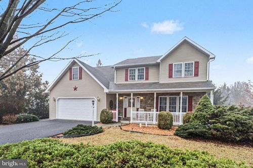 467 Beech Tree St, SHIPPENSBURG, PA, 17257-8858 | Card Image