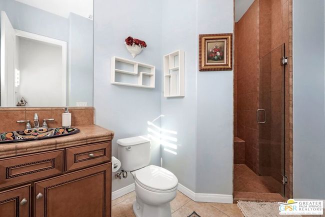 2nd Ensuite Bathroom | Image 52
