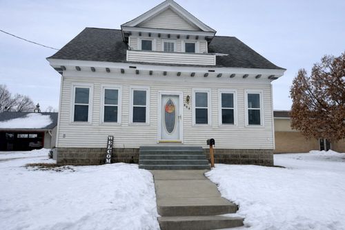 406 E South St, Caledonia, MN, 55921-1355 | Card Image