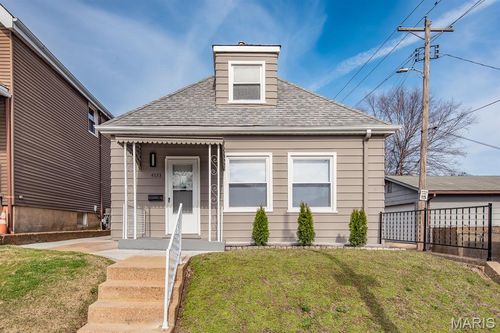 4533 Ray Ave, Saint Louis, MO, 63116-3405 | Card Image