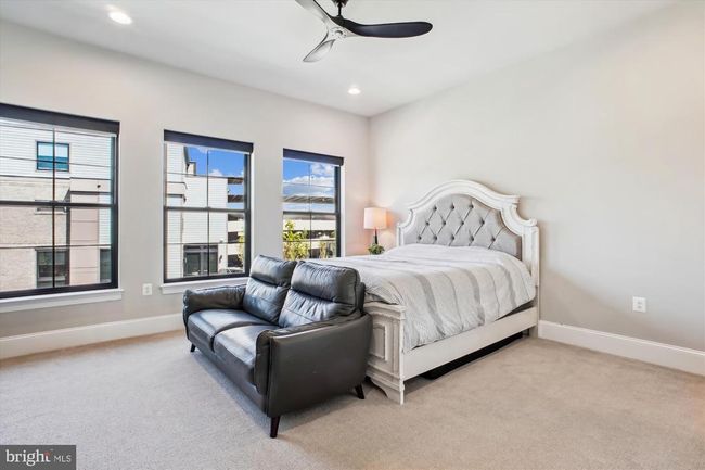 20440 Northpark Dr, Townhouse with 4 bedrooms, 6 bathrooms and null parking in ASHBURN VA | Image 47