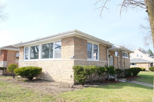 1701 Washington Blvd, Maywood, IL, 60153-1455 | Card Image